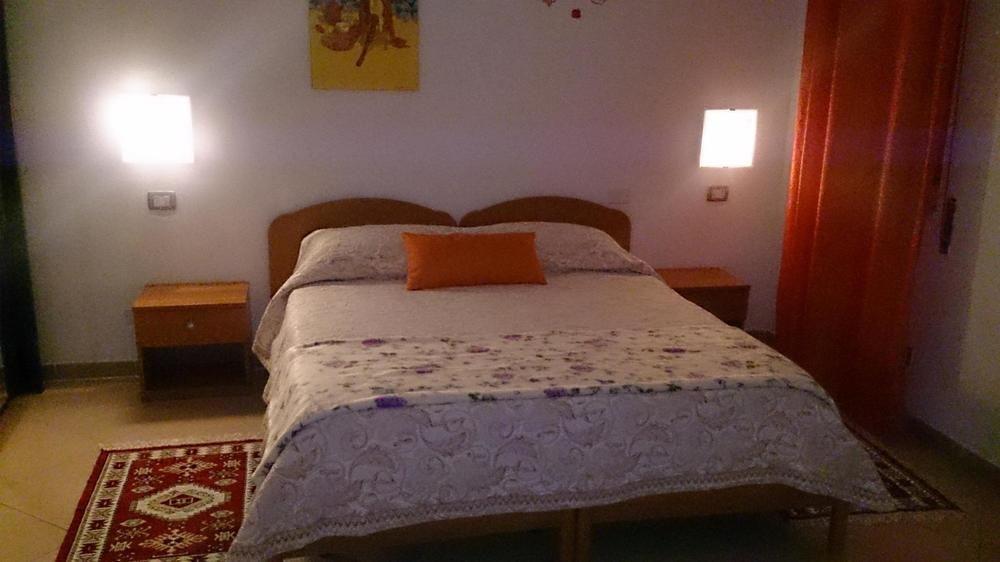 Il Mirto E La Rosa Bed & Breakfast Arenella  Ngoại thất bức ảnh