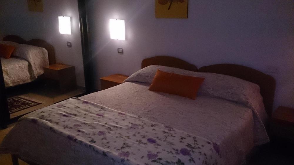 Il Mirto E La Rosa Bed & Breakfast Arenella  Ngoại thất bức ảnh