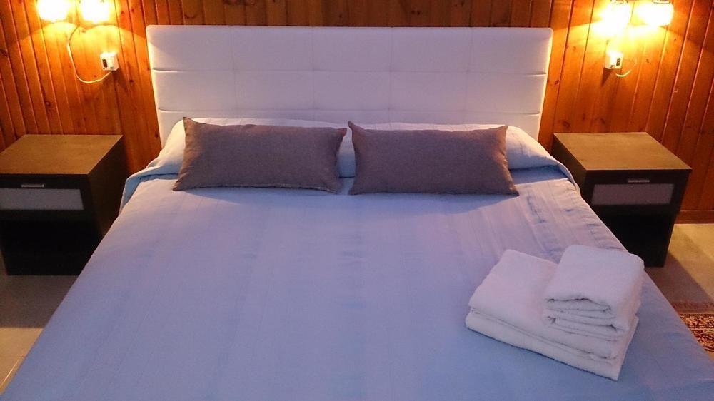 Il Mirto E La Rosa Bed & Breakfast Arenella  Ngoại thất bức ảnh